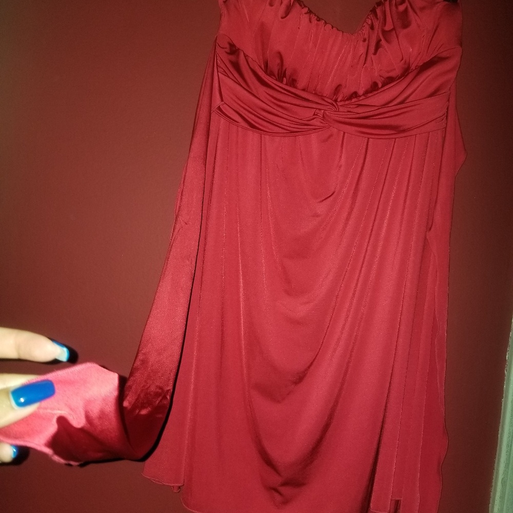 Dress - Picture 2 of 5
